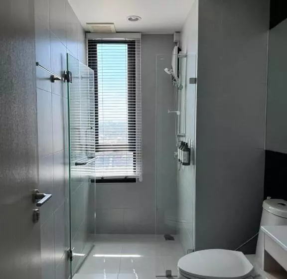 Nue Noble Chaengwattana