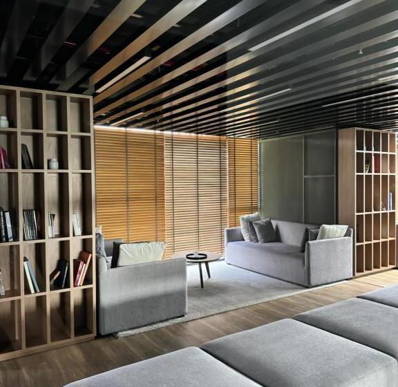 Nue Noble Chaengwattana