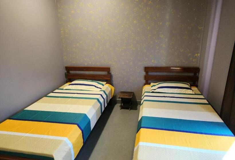 פנסיון Kanglei Guest House