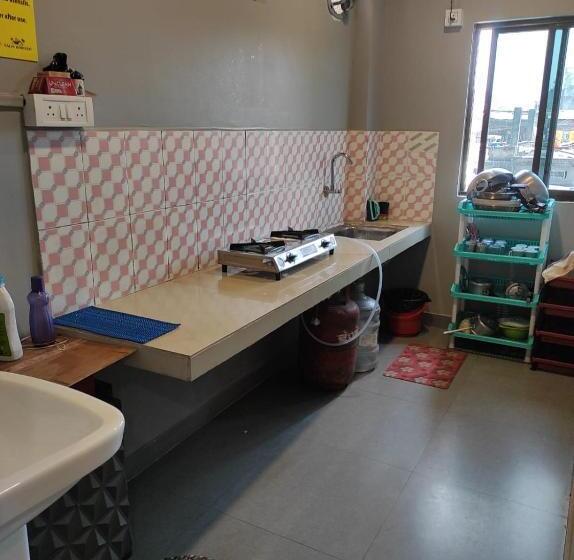 פנסיון Kanglei Guest House