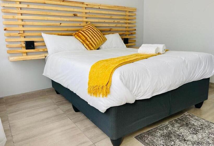 پانسیون Shafas Guest House