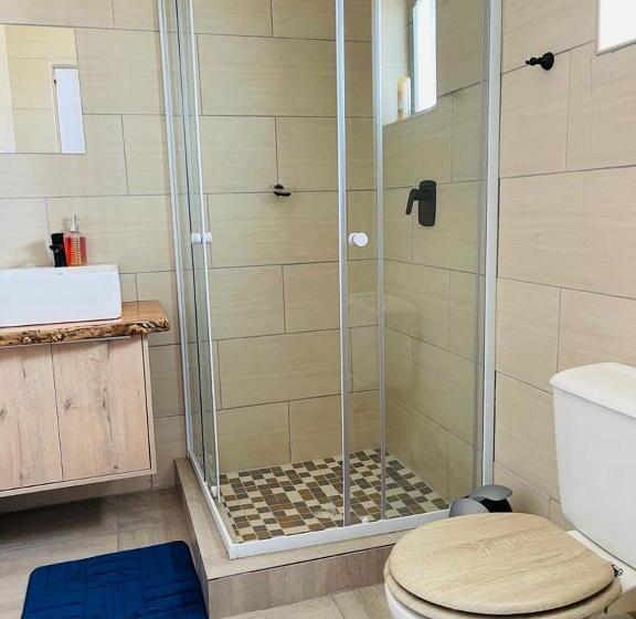 پانسیون Shafas Guest House