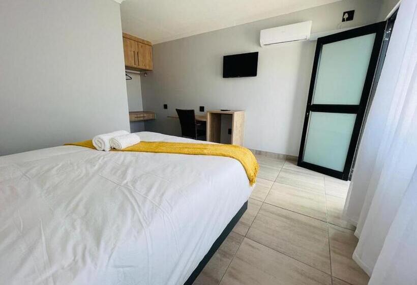 پانسیون Shafas Guest House