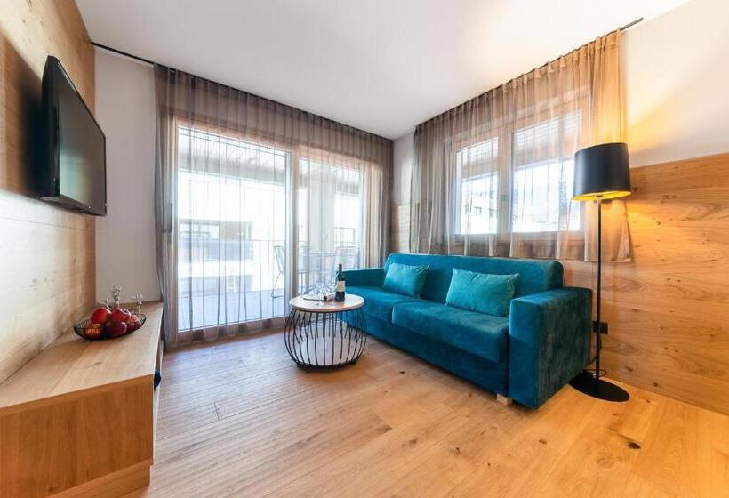 Rienz Alpine City Suites