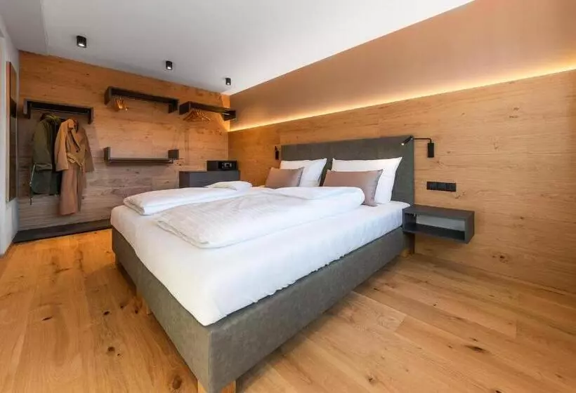 Rienz Alpine City Suites