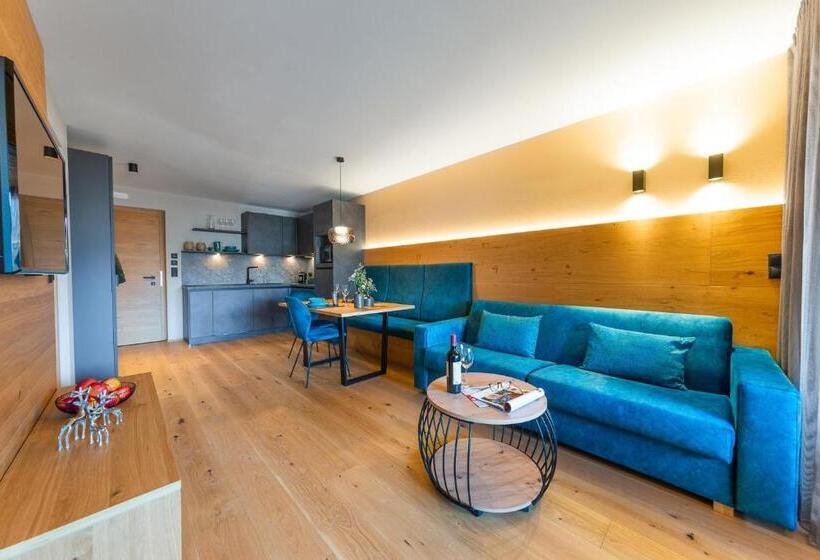 Rienz Alpine City Suites