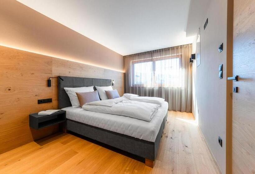Rienz Alpine City Suites