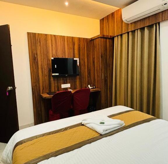 Airport Hotel Relax Inn