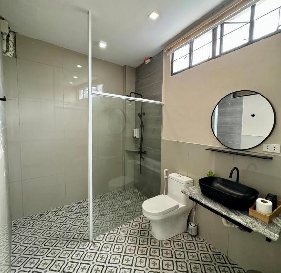 הוסטל Florencia S Inn