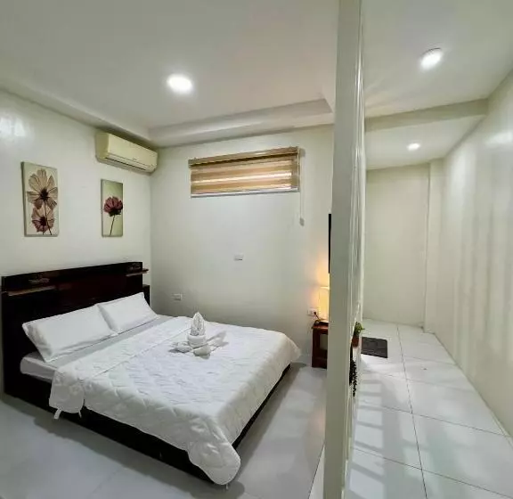 ユースホステル Florencia S Inn