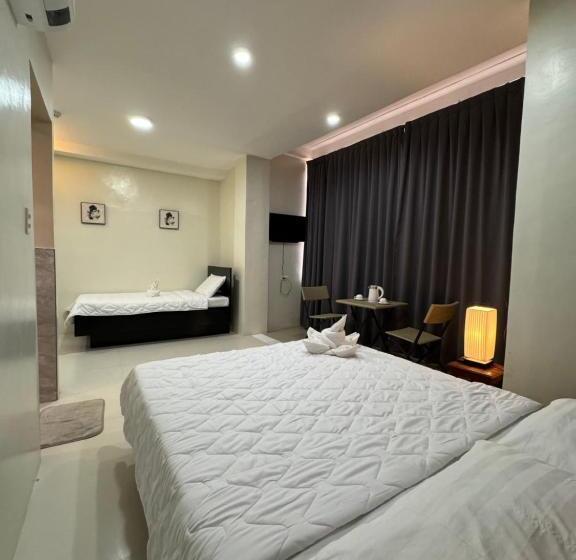 הוסטל Florencia S Inn