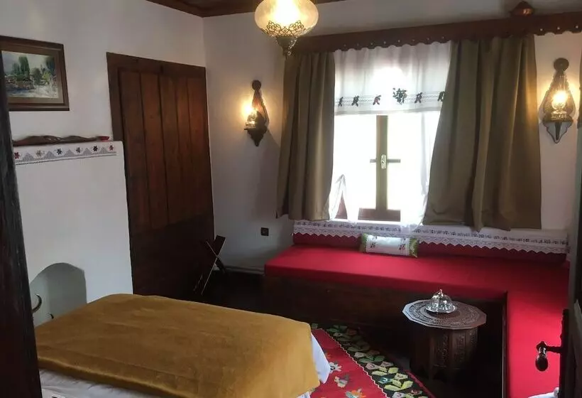Aamiaismajoitus (B&B) Beyzadeler Konağı