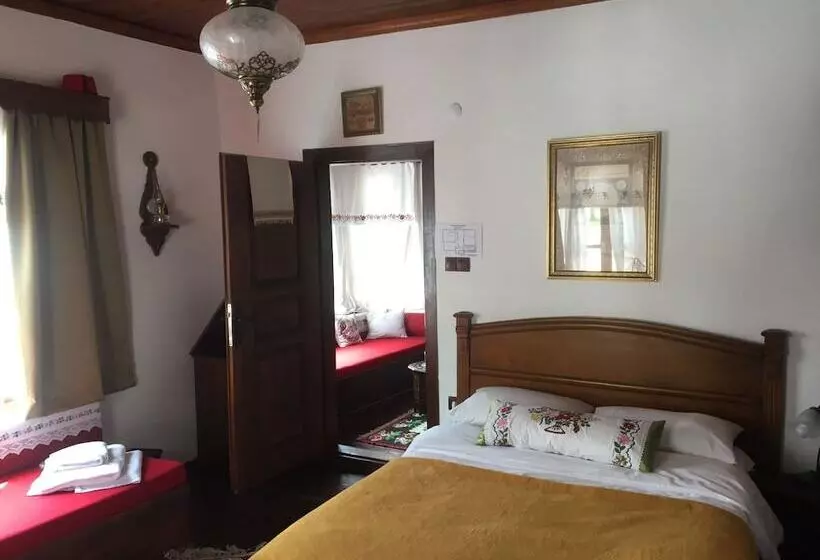 Aamiaismajoitus (B&B) Beyzadeler Konağı