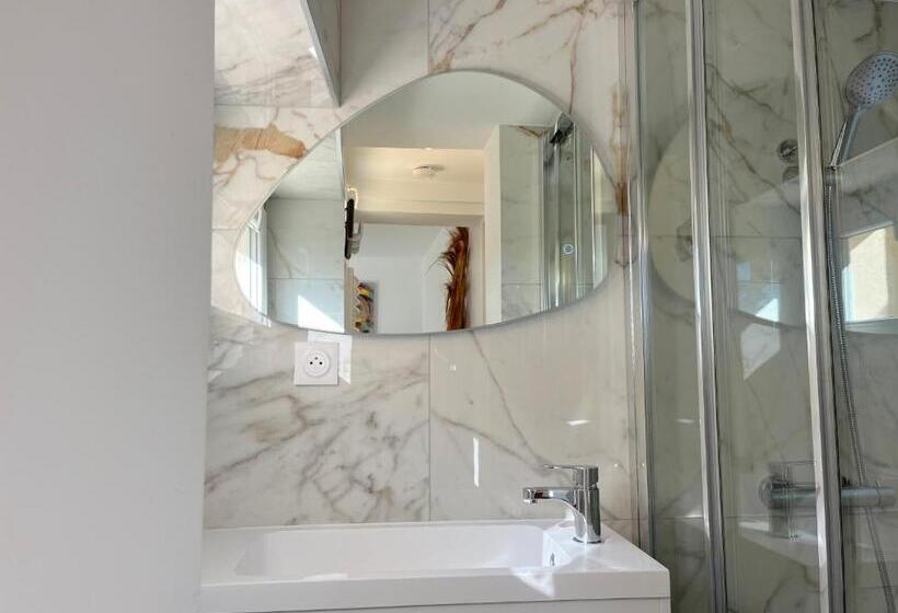 مبيت وإفطار La Pastorale De Théoule Sur Mer