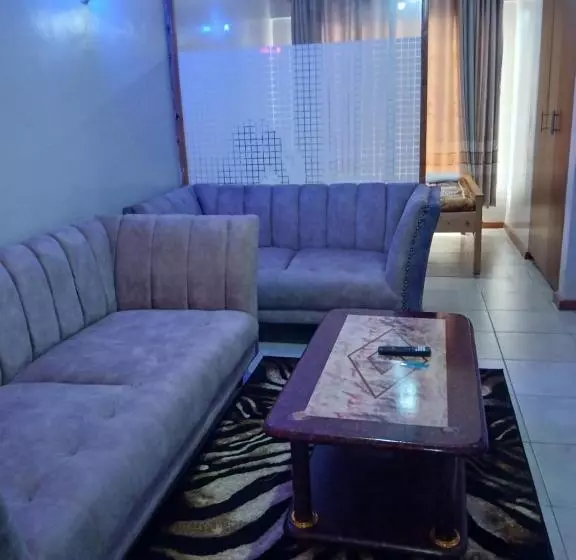 تختخواب و صبحانه Tsavo Apartments Ninty Degrees