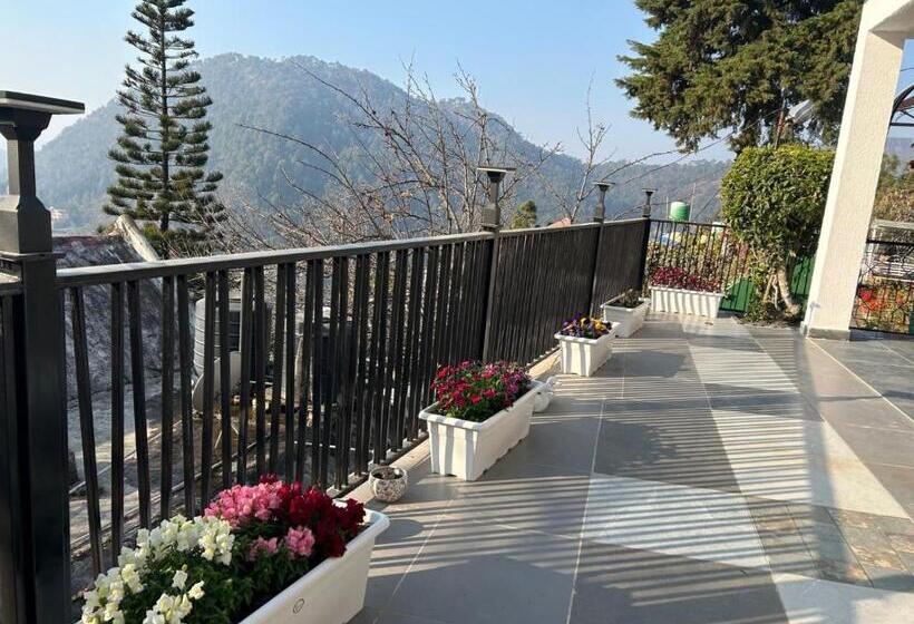 호텔 Madhuram Bhimtal