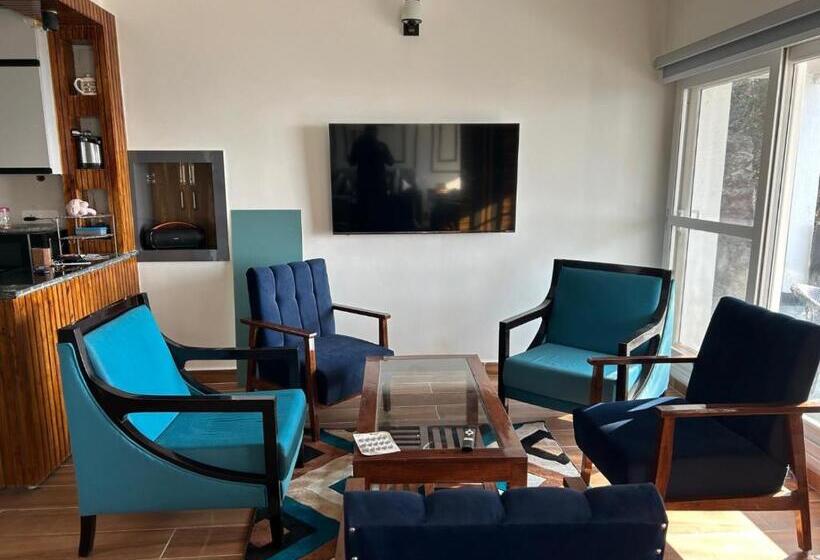 호텔 Madhuram Bhimtal