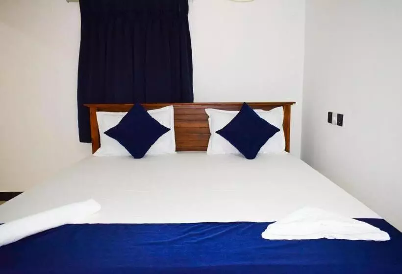 Hotelli Rolex Guest House