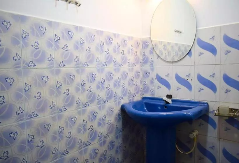 Hotelli Rolex Guest House