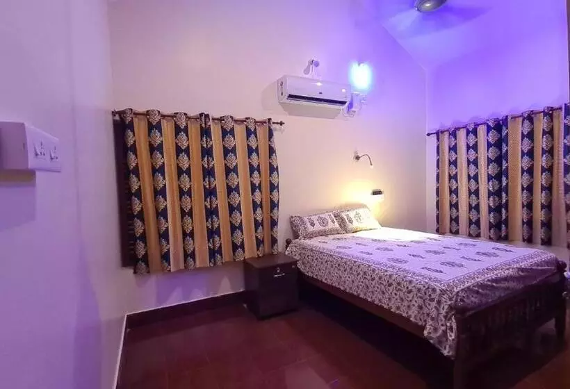 ペンション Surabhi Nature Villa , Private Floor Ac