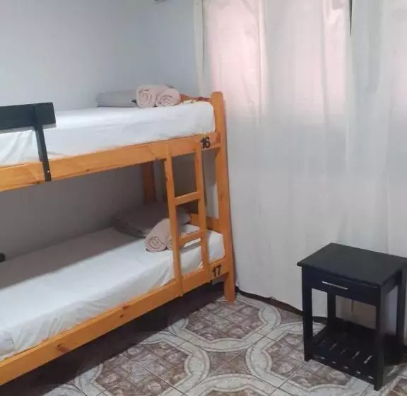 هاستل El Urutau Hostería