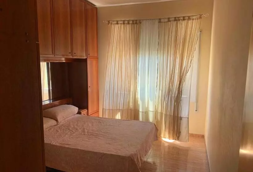 ベッドアンドブレックファースト Apartamento Bàsico
