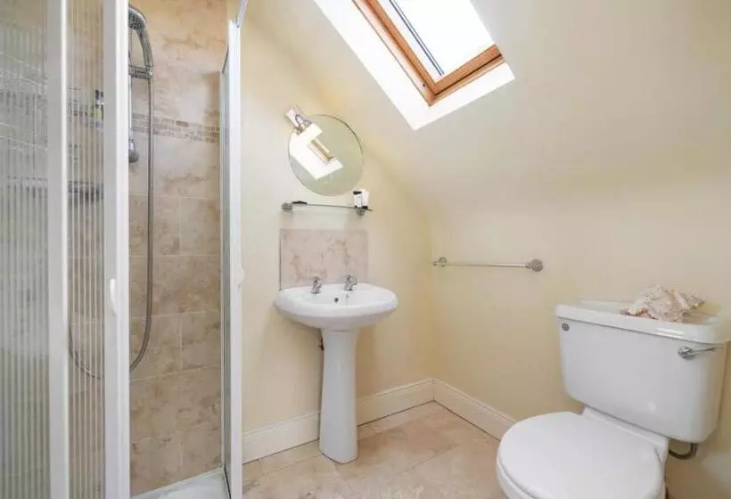 Aamiaismajoitus (B&B) Cherrygarth Cottage