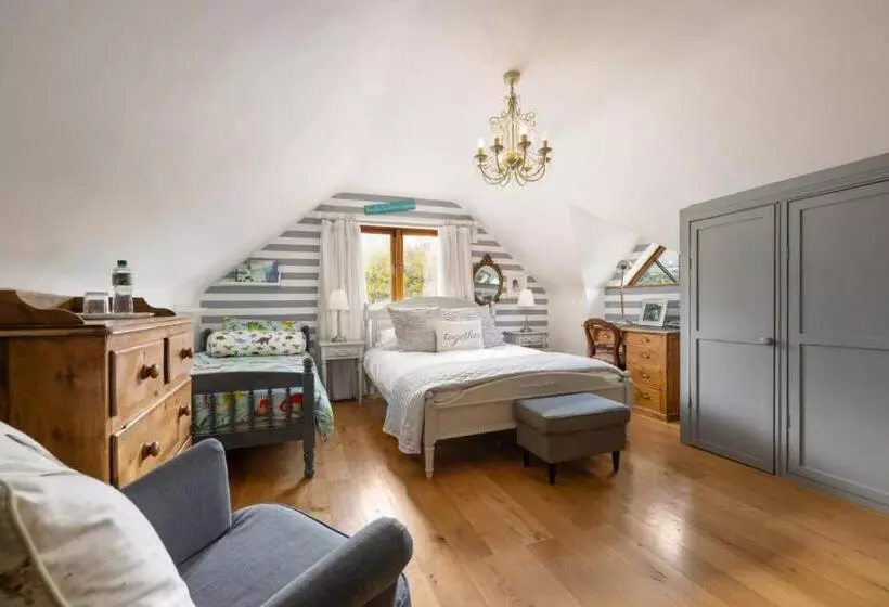 Aamiaismajoitus (B&B) Cherrygarth Cottage