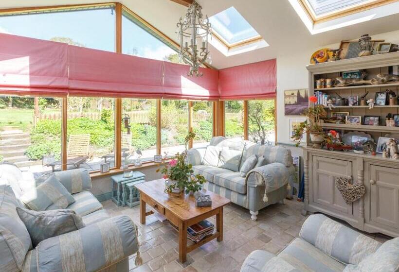 Bed and Breakfast Cherrygarth Cottage