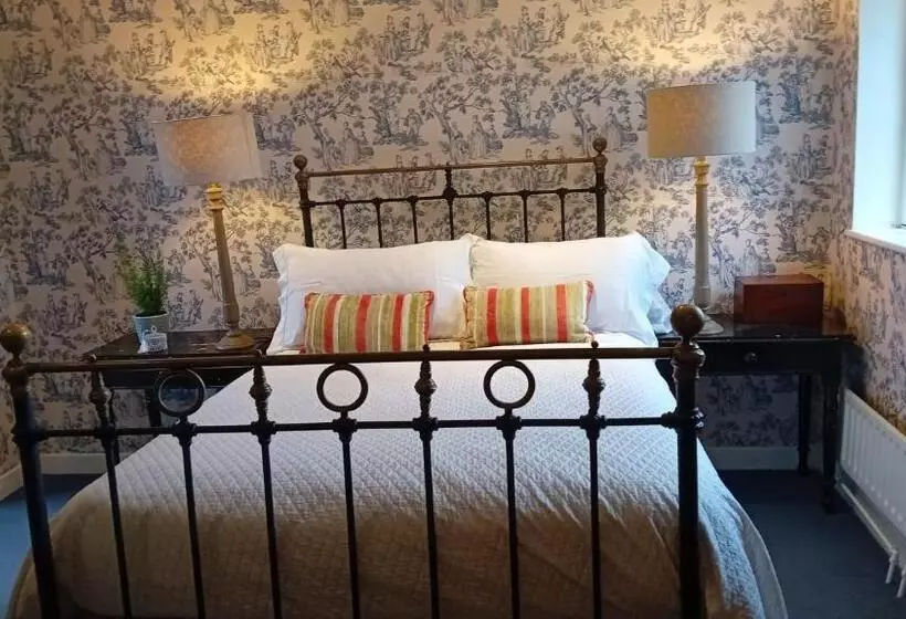 Aamiaismajoitus (B&B) Gardeners Cottage