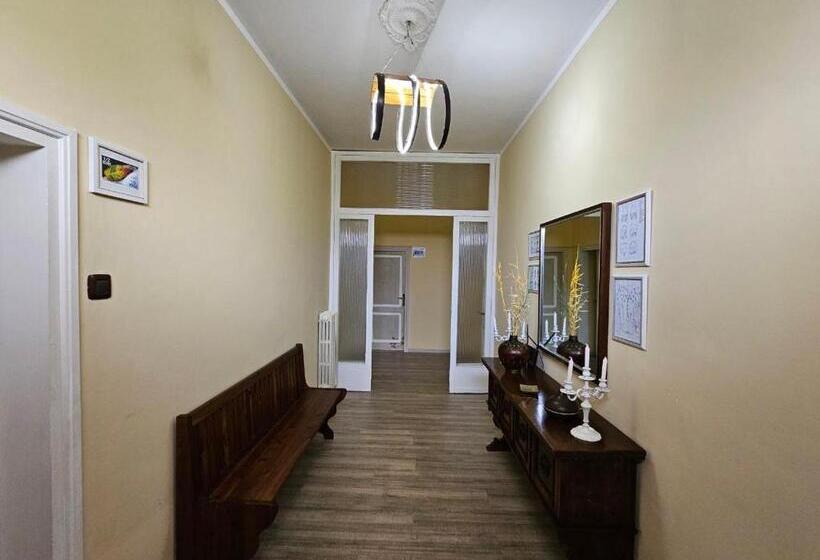 Nocleg ze śniadaniem Narnia E La Rocca Di Albornoz