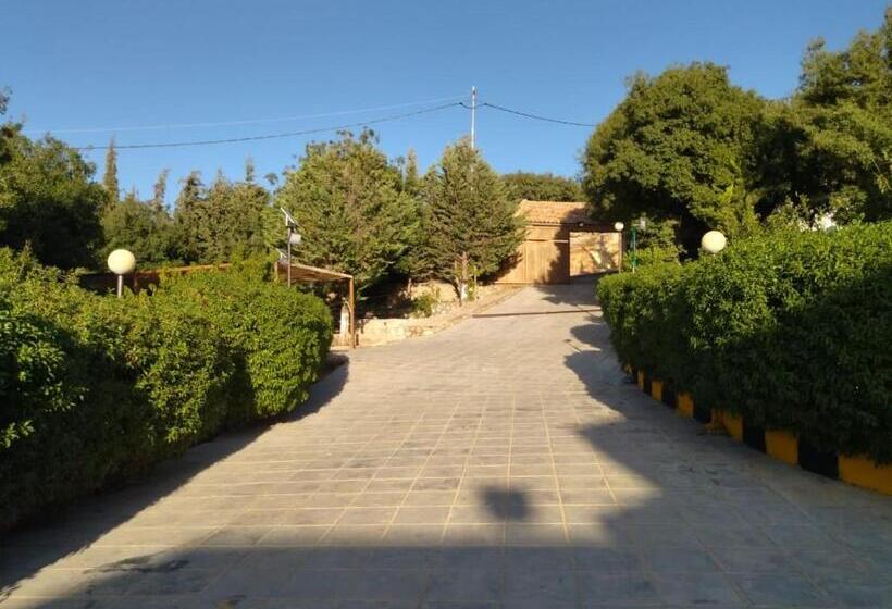 هتل مزرعة ربوع السلط