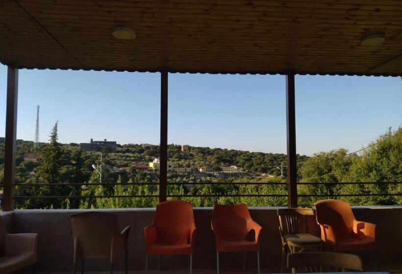 هتل مزرعة ربوع السلط