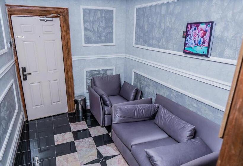 هتل Gallani Suites