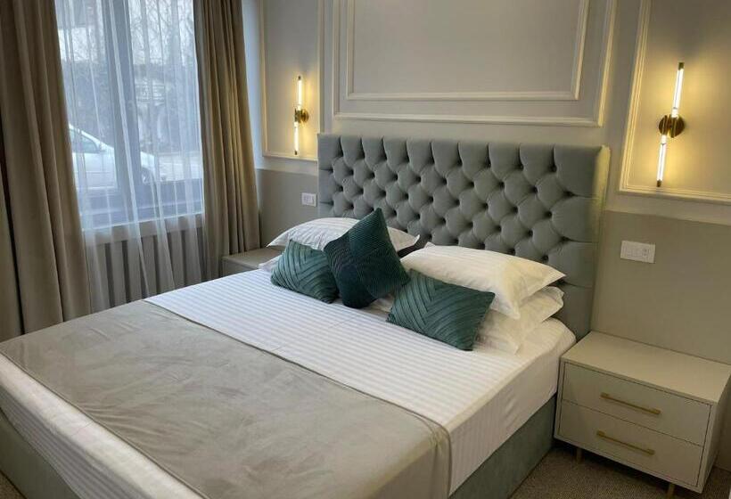 호텔 La Strada The Villa