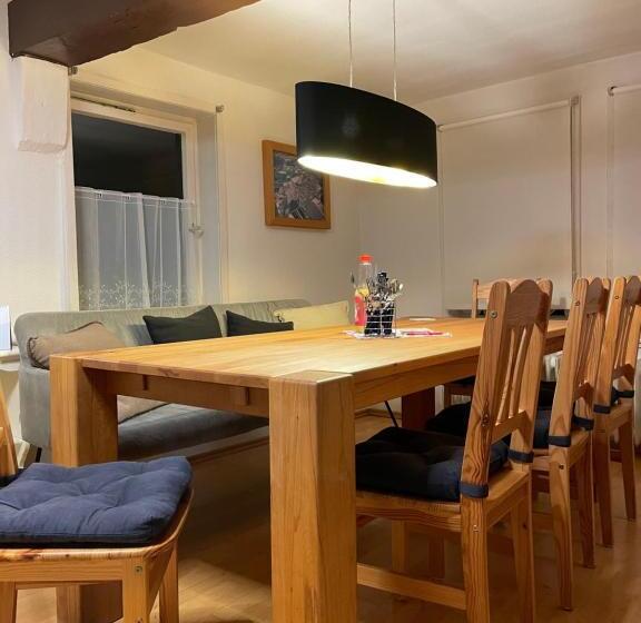 בית מלון כפרי Lindenhof   Zentral Zwischen Marburg Und Gießen Wetzlar