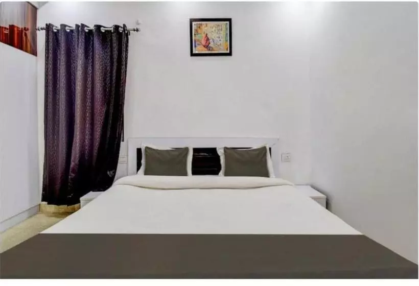 Hotelli Goroomgo Mountain Mist Home Stay Bhimtal