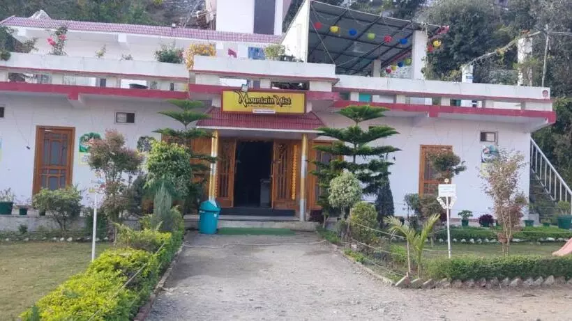 Hotelli Goroomgo Mountain Mist Home Stay Bhimtal