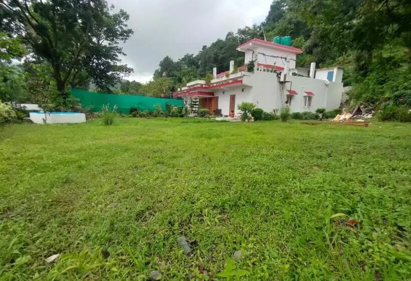 Hotelli Goroomgo Mountain Mist Home Stay Bhimtal