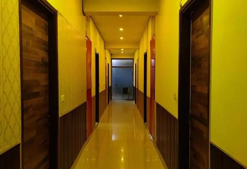 ホテル Swastik Vatika