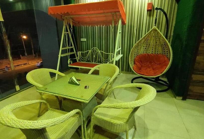 Hotel Swastik Vatika