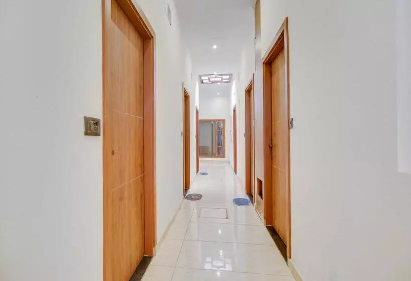 Oyo Shree Ji Hotel & Banquet