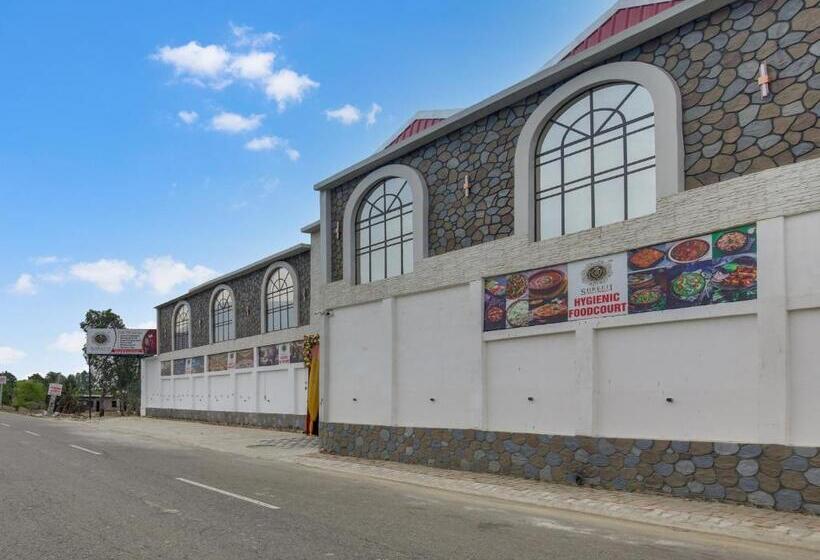 Oyo Shree Ji Hotel & Banquet