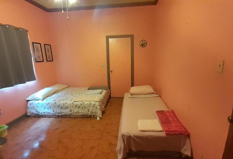 پانسیون La Casa Blanca De Mis Sueños, Tela