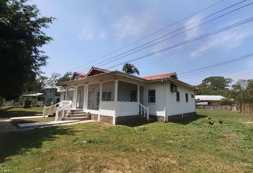 پانسیون La Casa Blanca De Mis Sueños, Tela