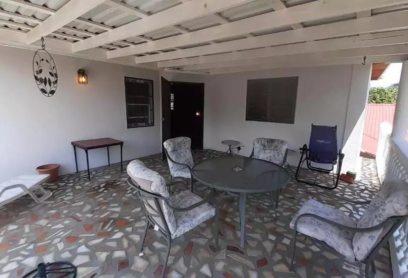 پانسیون La Casa Blanca De Mis Sueños, Tela