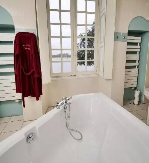 ペンション Le Petit Serrant   Maison D Hôtes D Exception