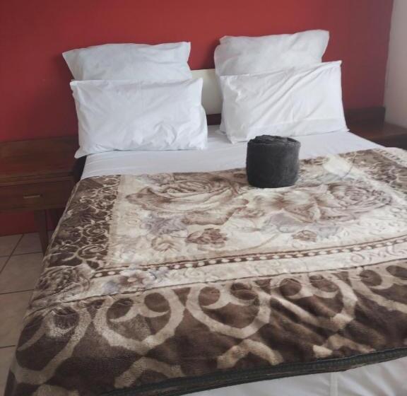 بنسيون Ludinz Guest House, Self Catering