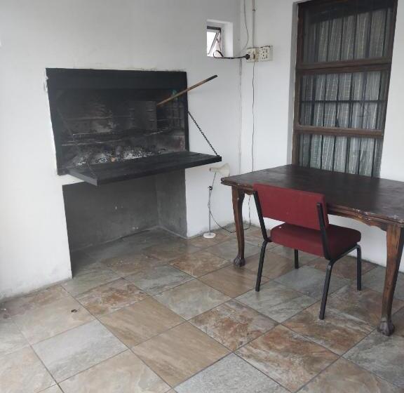 بنسيون Ludinz Guest House, Self Catering