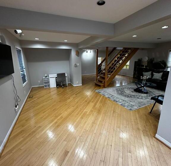 Pension Presidential Suite At Woodstock Villa For 3 5 Members P4c